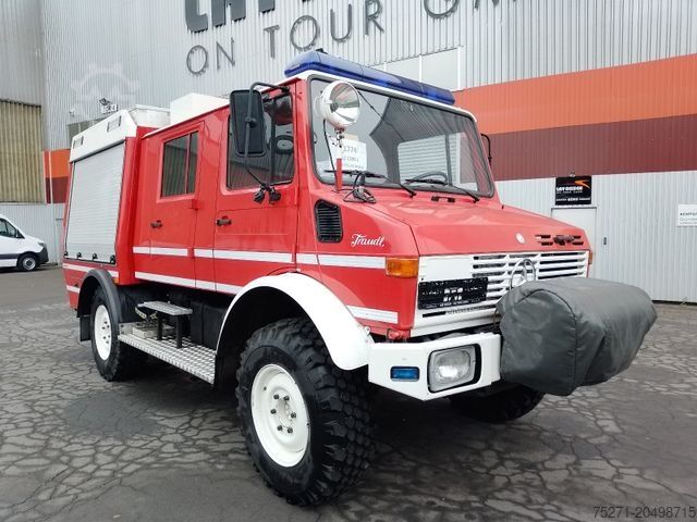 Кастомизированный фургон UNIMOG 1300 L DoKa ex Feuerwehr