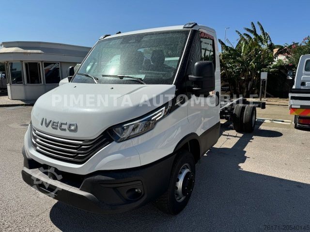 Шасси фургона IVECO Daily 50C18A8P CHASSIS AUT LUFTFE KLIMA LED TEMP