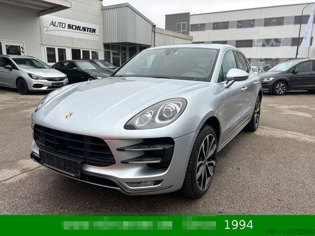 Пикап PORSCHE Macan Turbo 3,6L V6 PANO/BOSE/CARBON/ALCANTARA