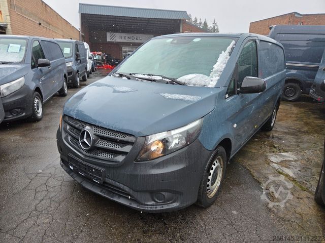 Минибус MERCEDES-BENZ Kasten 114  Kamera Tempomp. Klima Tüv  E6