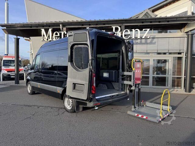 скорая помощь Mercedes-Benz Sprinter 317 CDI Rollstuhl-/Behinderten-Lift AMF