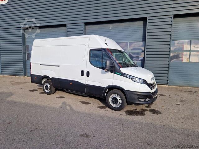 фургон Iveco Daily