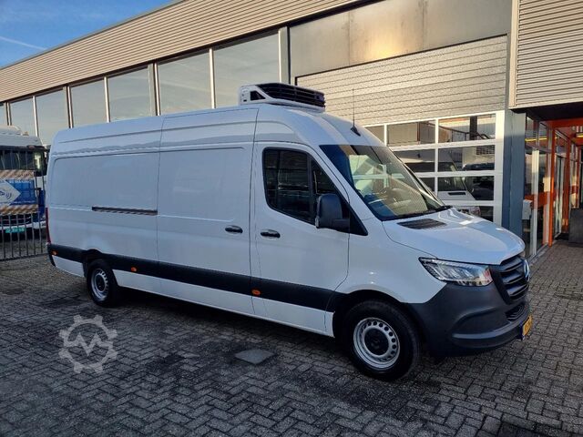 рефрижераторный фургон Mercedes-Benz Sprinter 317 CDI Maxi Koelwagen Bitemp Xarios 3...