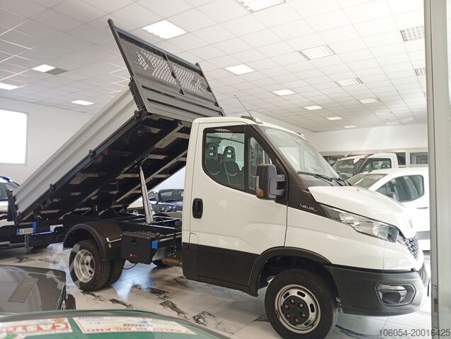 трехсторонний самосвальный фургон Iveco Daily 35
