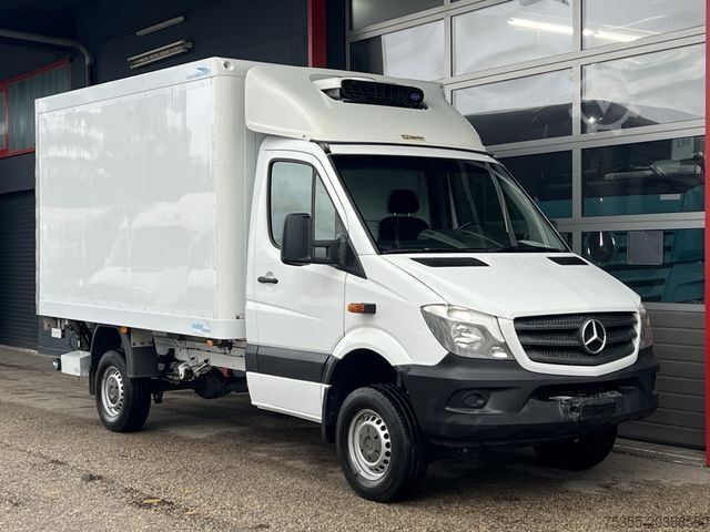 Фургон-рефрижератор MERCEDES-BENZ Sprinter 316 CDI 4x4 3,4m CarrierViento Tiefkühl