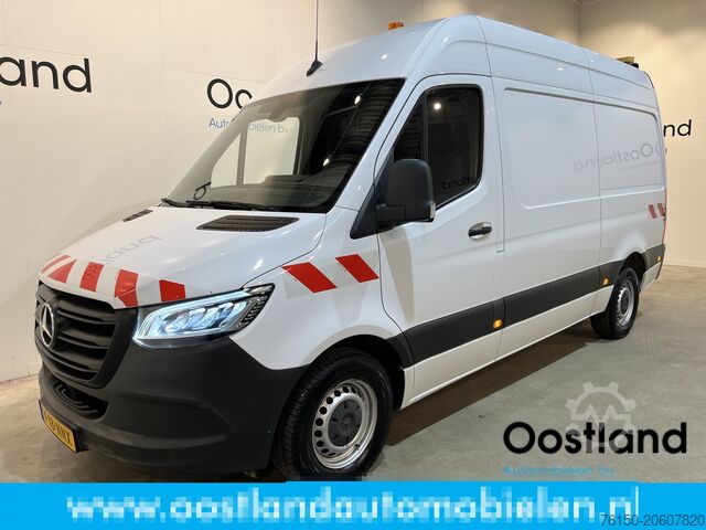 Фургон с ящиками Mercedes-Benz Sprinter 317 CDI L2H2 RWD / Euro 6 / LED / Airc...