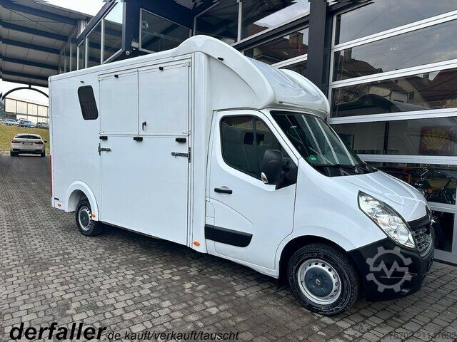 Скотовоз Renault Master 1-2 Pferde Bloomfields