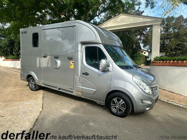 Скотовоз Renault Master Haras 1-2 Pferde
