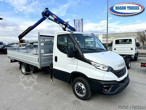 фургон с краном, смонтированным на грузовике Iveco Daily 35c160 gru PM3623