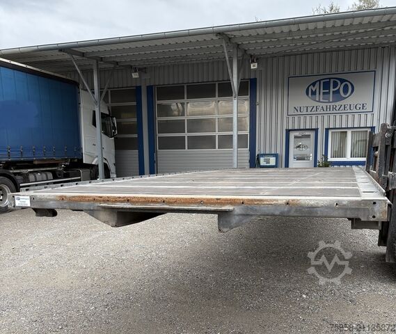 Сменный кузов открыт Wecon Verzinkte Plattform Zurringe+Lochleiste
