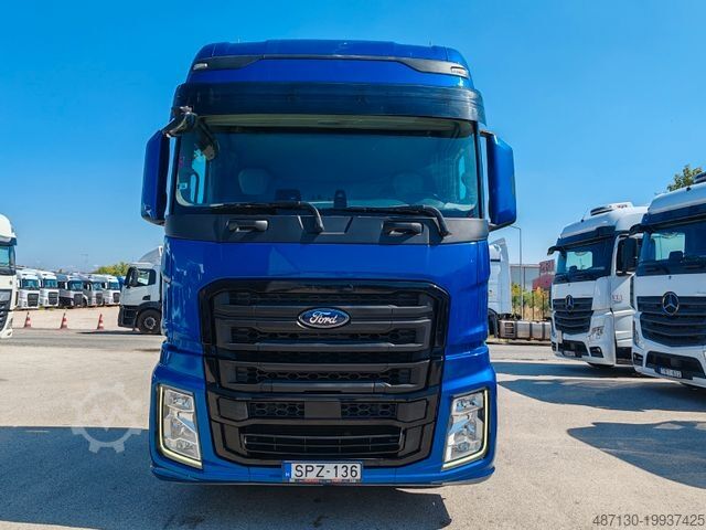 Стандартный седельный тягач FORD F-MAX 500