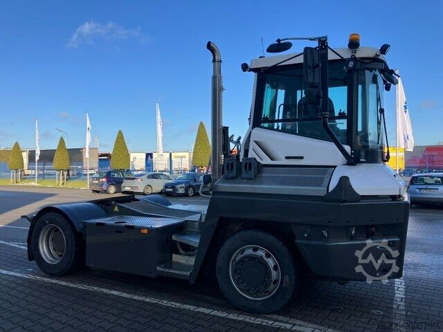 Седельный тягач Terberg RT223 4x4