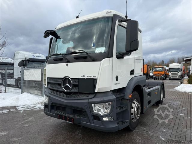 Грузовик для опасных материалов MERCEDES-BENZ Actros 1846 LS ADR GEFAHRGUT/ClassicSpace/EURO6D