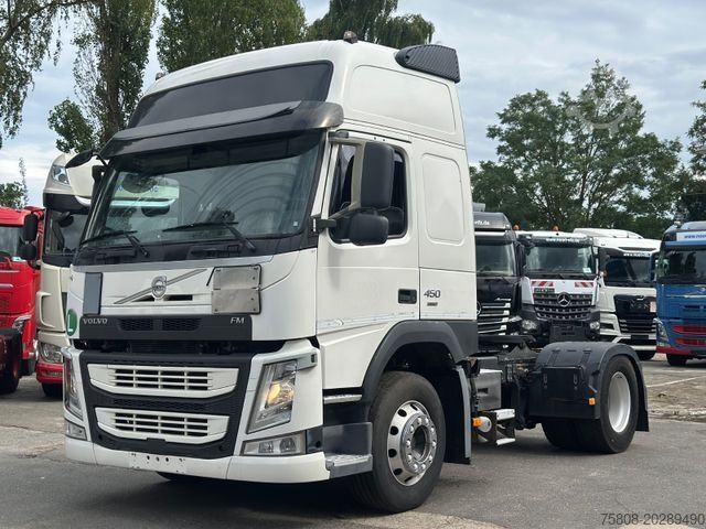 Грузовик для опасных материалов VOLVO FM450 Glob. ADR EXIII/EXIII/PTO ACC