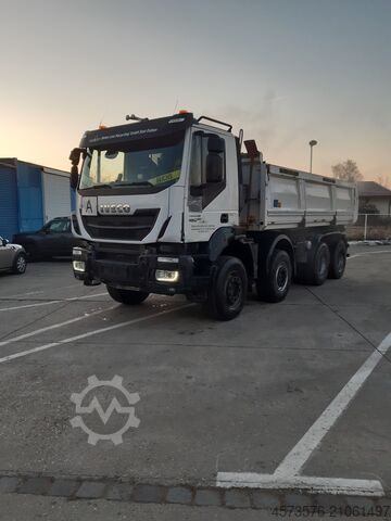 самосвал Iveco AD340T