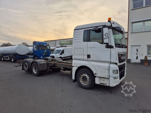 Коммерческий автомобиль MAN TGX 26.480