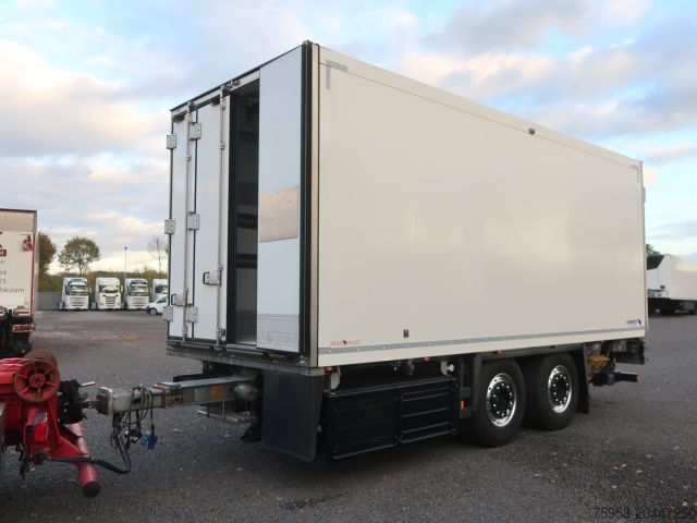 Тентованный прицеп Schmitz Cargobull ZKO 18 Unterflurkühlung durchladbar LBW