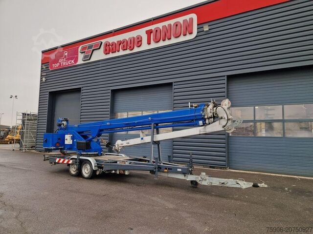 Прицепы с крюковым захватом (roll-off) BOCKER AHK 27/1200