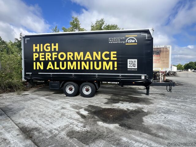 Открытый прицеп с тентом Fliegl TPS135  13,5 t Tandemplanenanhänger, neuwertig