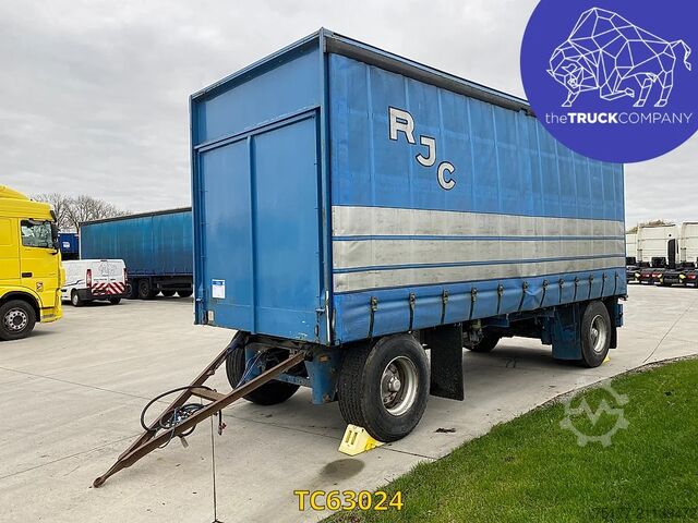 Раздвижные брезентовые навесы Meert 