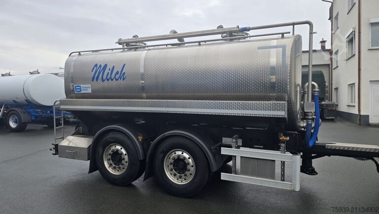 Цистерна-прицеп  Tandemanhänger mit Edelstahltankaufbau 12.000 l
