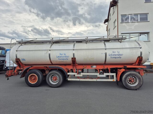 Цистерна-прицеп  Fabr. T + A Beckum - 18390 Liter - 3 Kammern