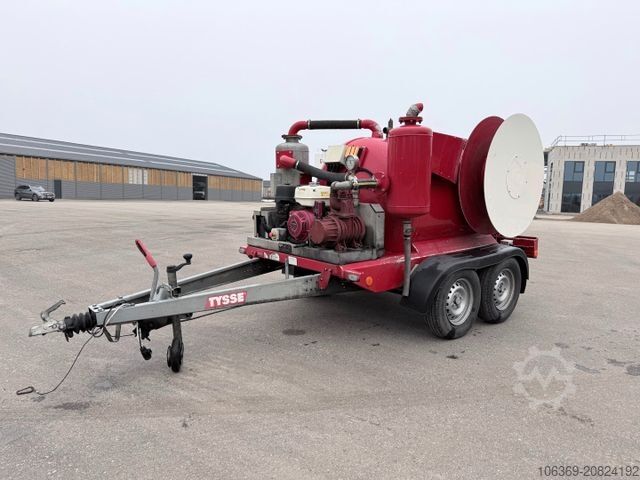 Торговый прицеп  Tysse / Nomek  1500 L Edelstahl  Sauganhänger