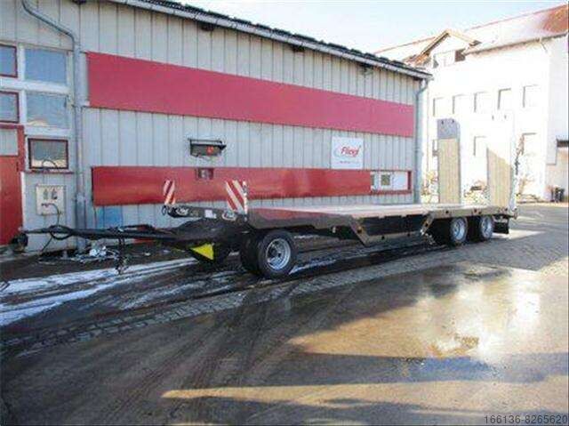 Трал низкорамный Fliegl DTS 300 P mit Radmulde