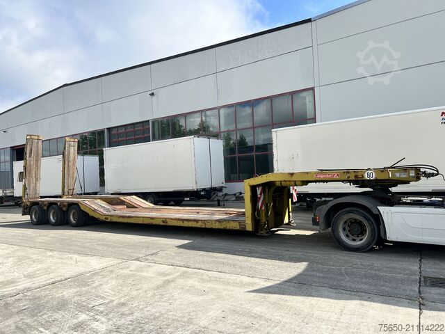 Низкорамный полуприцеп LANGENDORF SATBUE 30/38  3 Achs Tiefbett- Satteltieflader