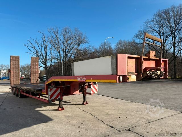 Низкорамный полуприцеп NOOTEBOOM MCO-48-03 / 2x Steering axle