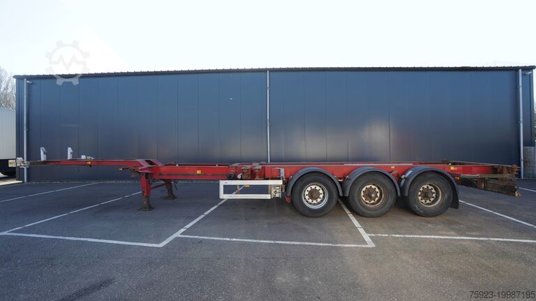 Контейнерные перевозки Renders Extendable container transport trailer