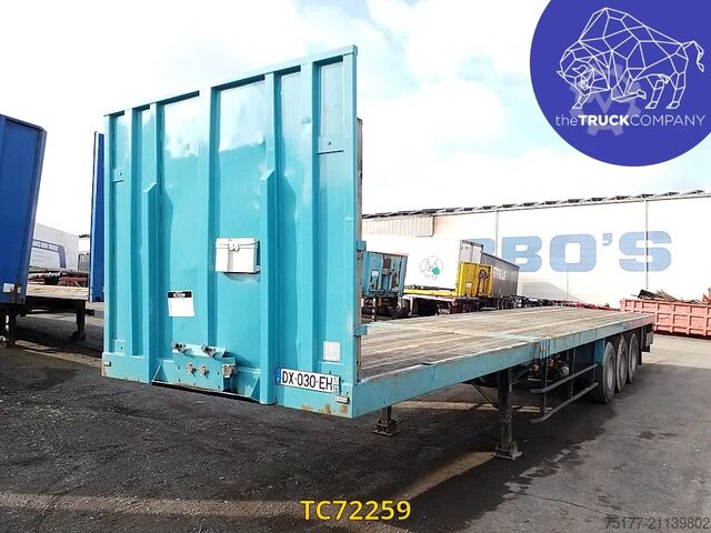 Платформенный трейлер Leveques 