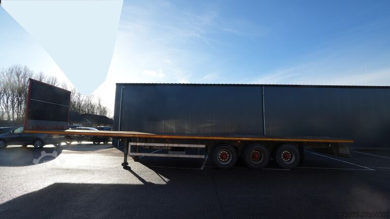 Платформенный трейлер Netam-Fruehauf Flatbed trailer