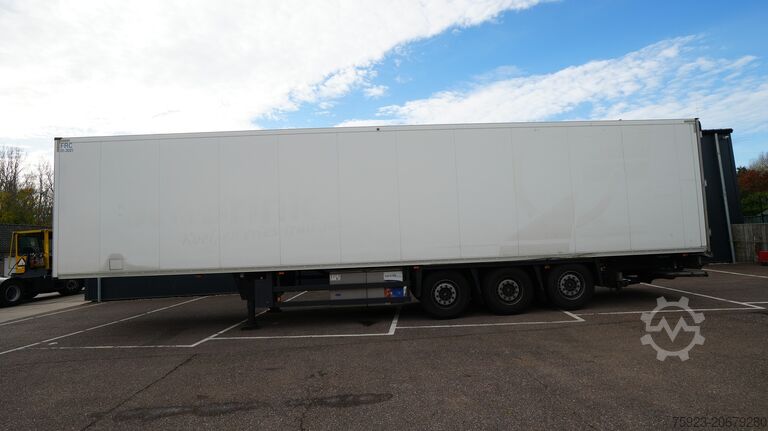 Рефрижераторная/морозильная транспортировка Schmitz Cargobull Refrigerated trailer