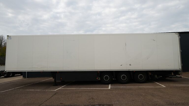 Рефрижераторная/морозильная транспортировка Schmitz Cargobull Refrigerated trailer
