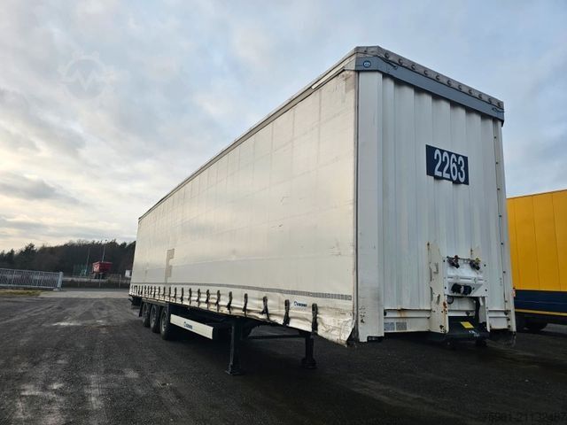 Открытый полуприцеп с тентом KRONE SD Seitenplane/Curtains MEGA