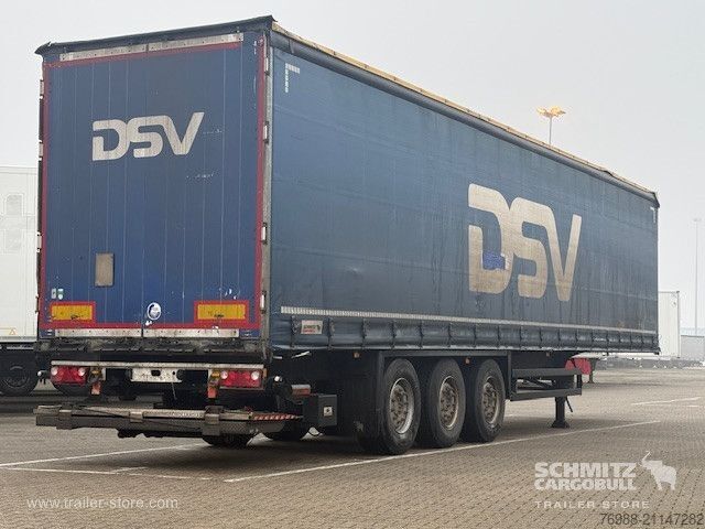 Открытый полуприцеп с тентом Schmitz Cargobull Curtainsider Standard Ladebordwand