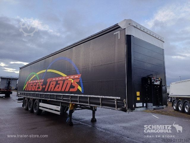 Открытый полуприцеп с тентом Schmitz Cargobull Curtainsider Standard Getränke