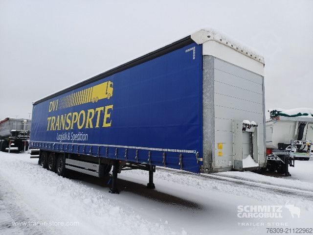 Открытый полуприцеп с тентом Schmitz Cargobull Curtainsider Standard Getränke