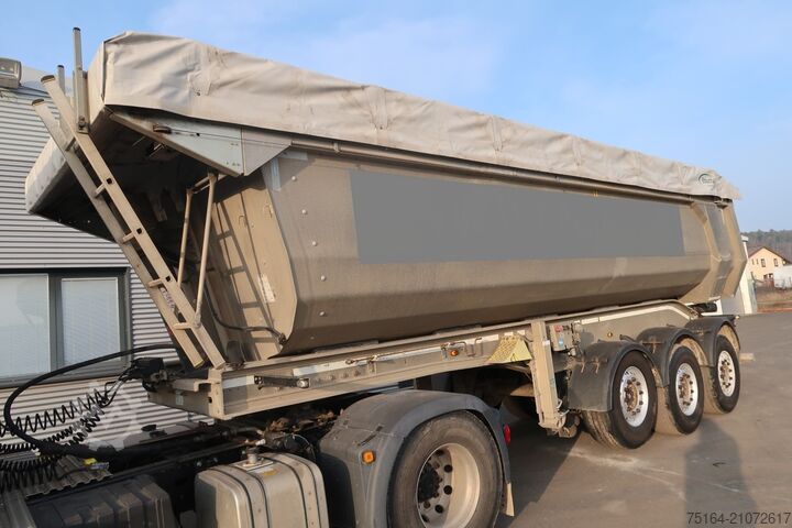 полуприцеп-самосвал Schwarzmüller SK Vollalu Kunststoffboden Alurundmulde