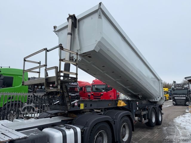 Полуприцеп-самосвал SCHMITZ CARGOBULL SKI 18/Kippmulde Stahl-Stahl/2-Achsen/Luft-Lift