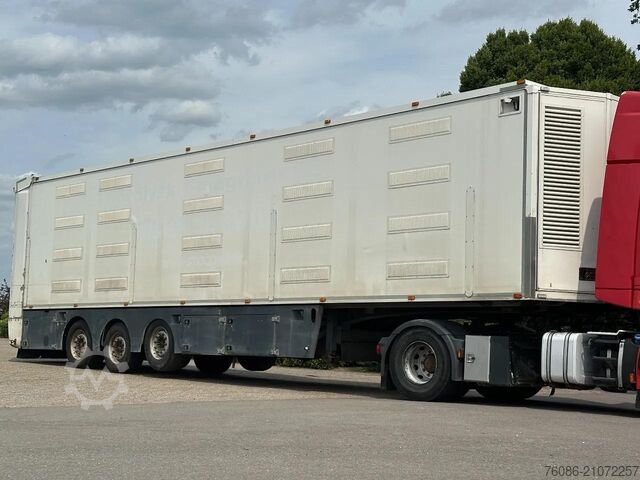 Перевозка крупного рогатого скота Berdex NO BERDEX HMK 4 stock livestock trailer SPF