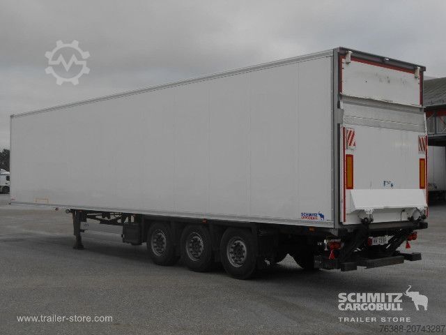 Фургон-полуприцеп Schmitz Cargobull Semitrailer Dryfreight Standard Bakløfter