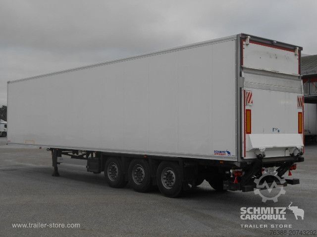 Фургон-полуприцеп Schmitz Cargobull Semitrailer Dryfreight Standard Bakløfter