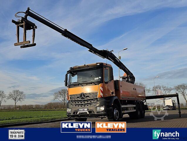 Грузоподъемная платформа MERCEDES-BENZ AROCS 2642 6X4 MKG HLK221 RETAR