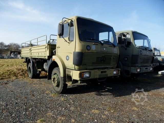 Бортовой грузовик MERCEDES-BENZ 1017 A 4x4 Allrad Pritsche
