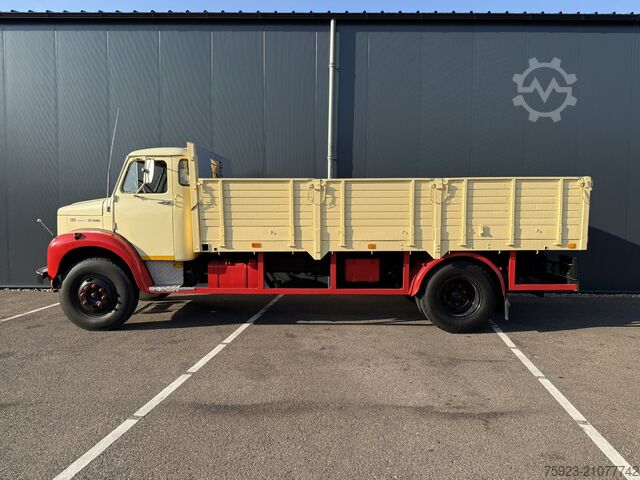 Грузоподъемная платформа Scania 50 L5046 – 4x2 classic oldtimer open box truck