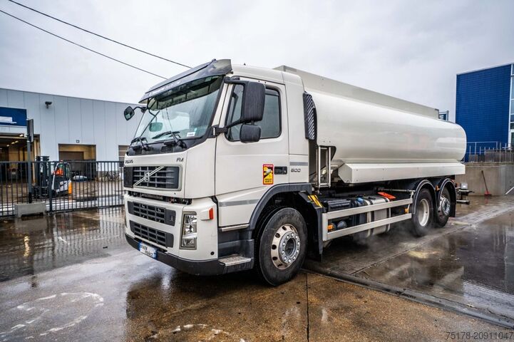 Грузовик-цистерна VOLVO FM 500 -6x2+ALU 19.000L+5COMP.