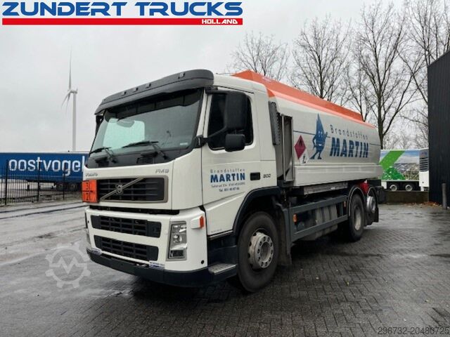 Танкер Volvo FM9 300 6X2 TANKWAGEN 4 COMP 18000 LITER