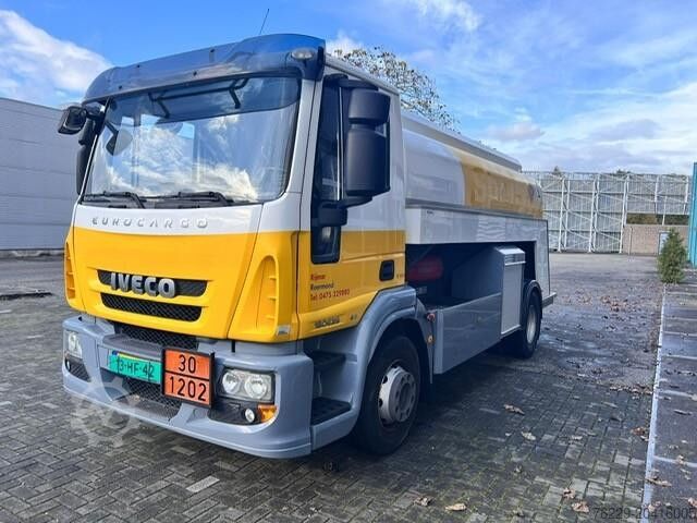 Танкер Iveco 160E